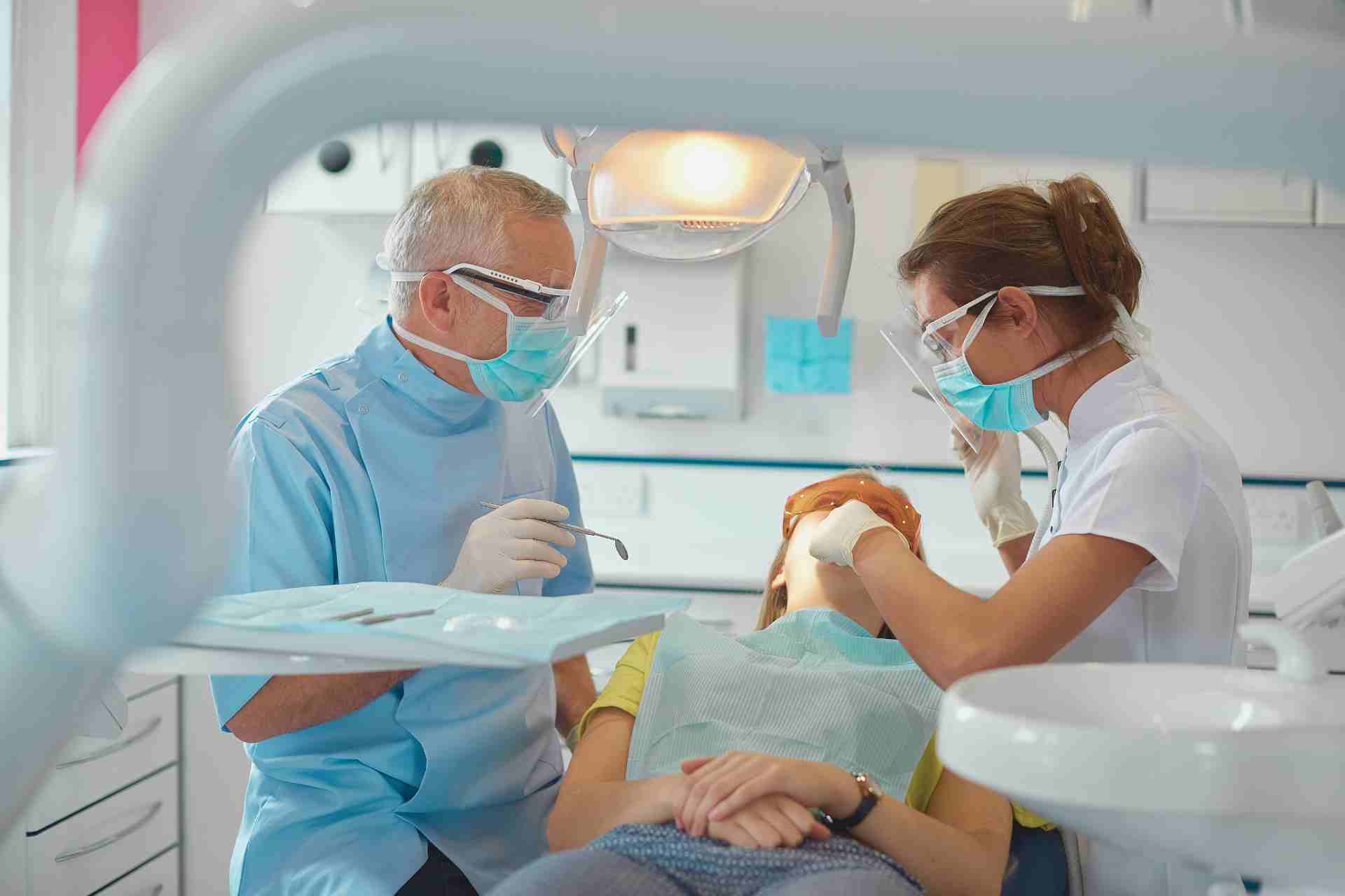 Dentist in Many, LA
